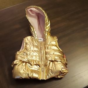 Girl's gold Hudson hooded vest